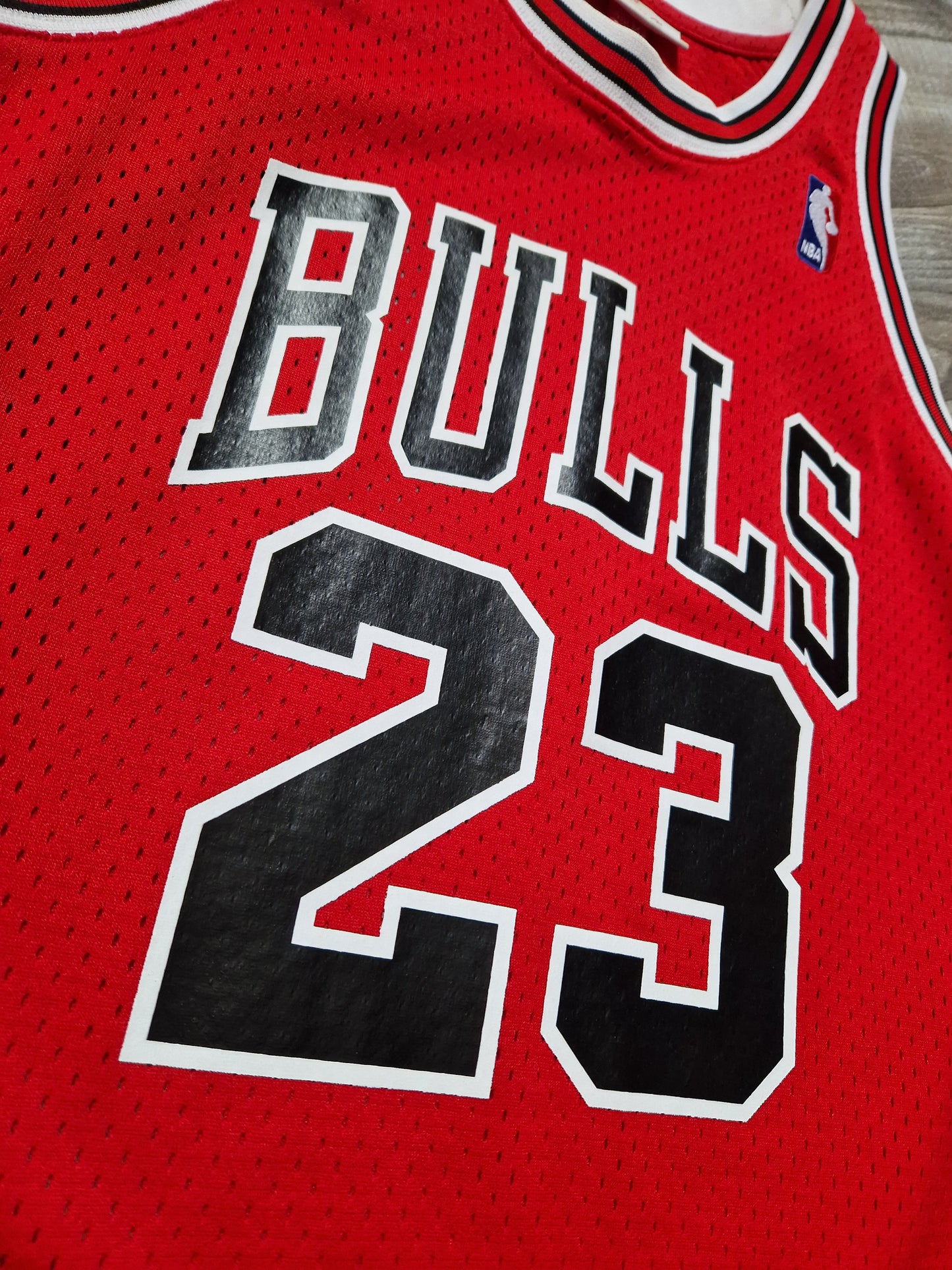 Michael Jordan Authentic Chicago Bulls Jersey Size Medium