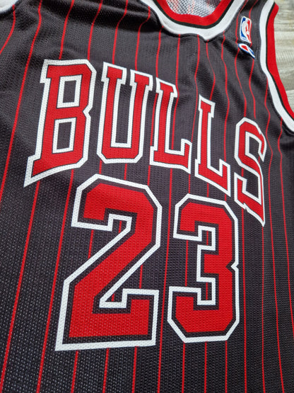 Michael Jordan Chicago Bulls Jersey Size Large