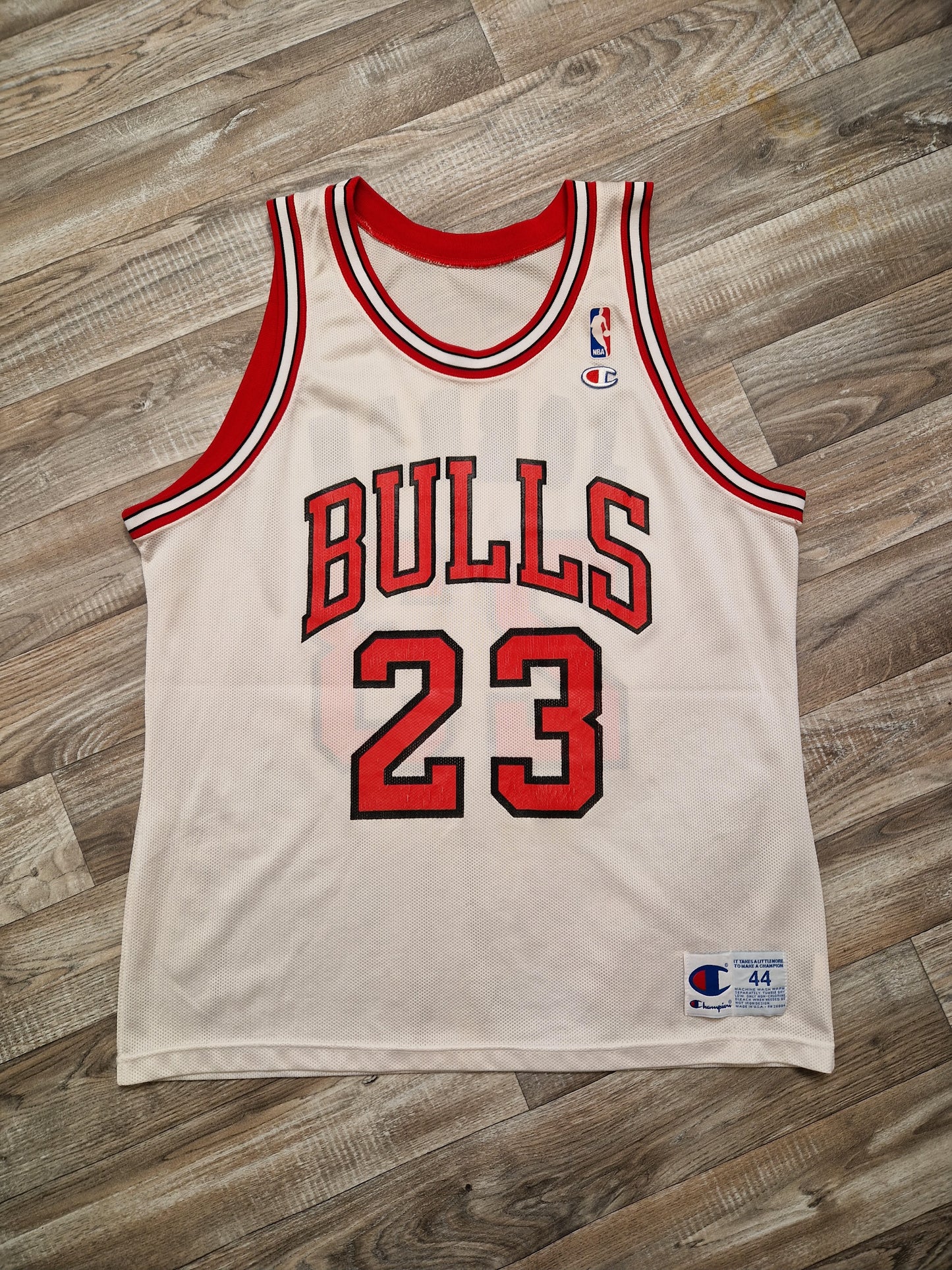 Michael Jordan Chicago Bulls Jersey Size Large