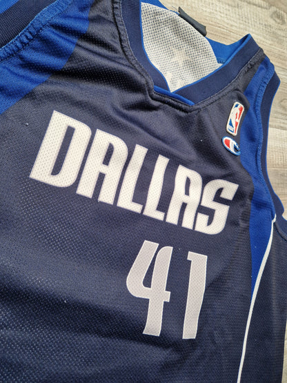 Dirk Nowitzki Dallas Mavericks Jersey Size Medium