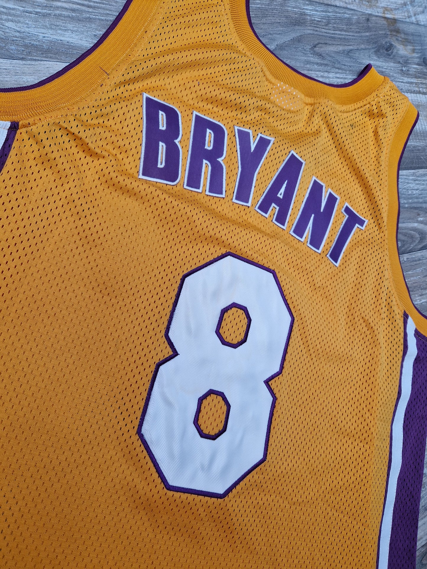 Kobe Bryant Los Angeles Lakers Jersey Size Medium