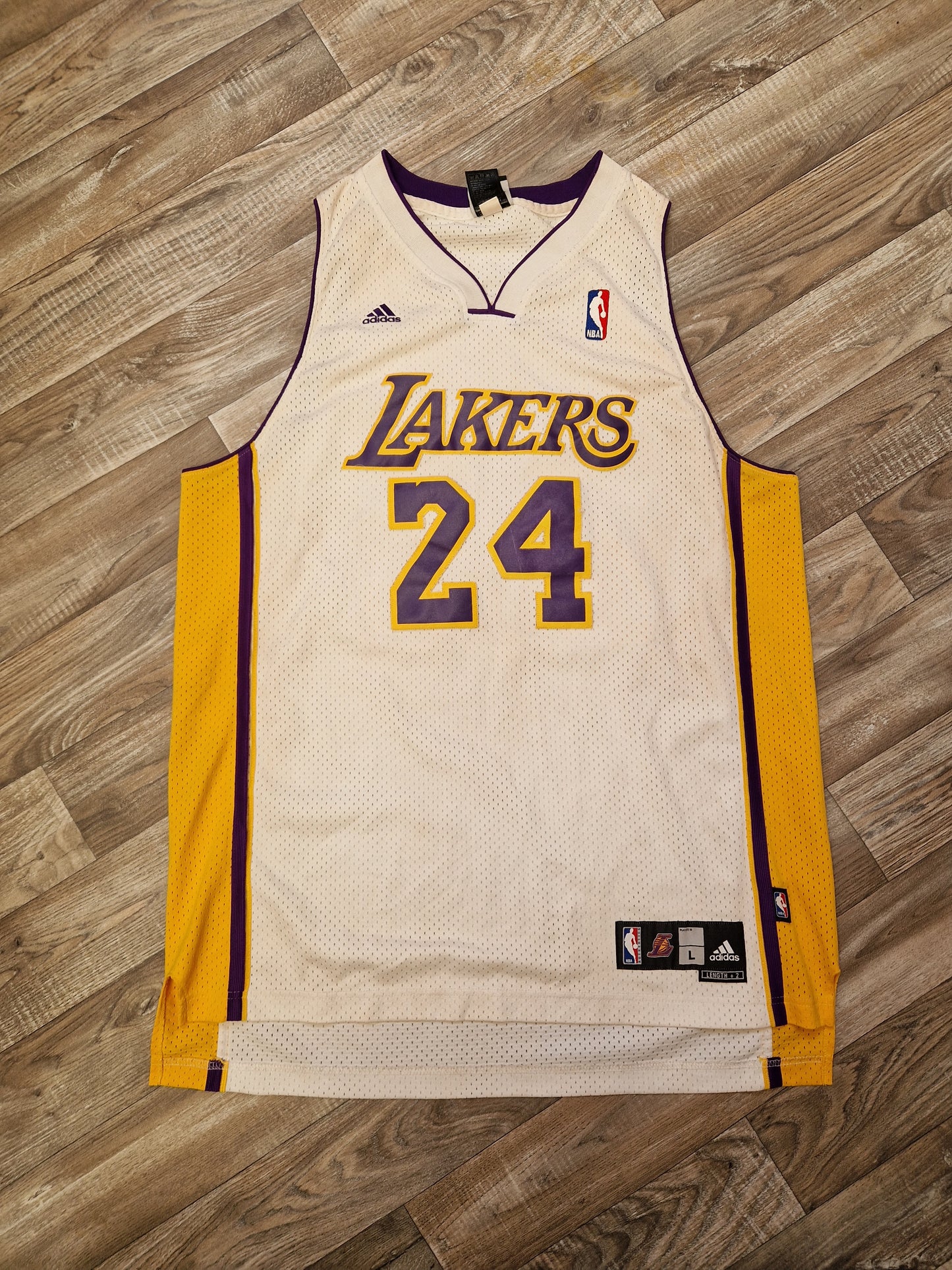 Kobe Bryant Los Angeles Lakers Jersey Size Large