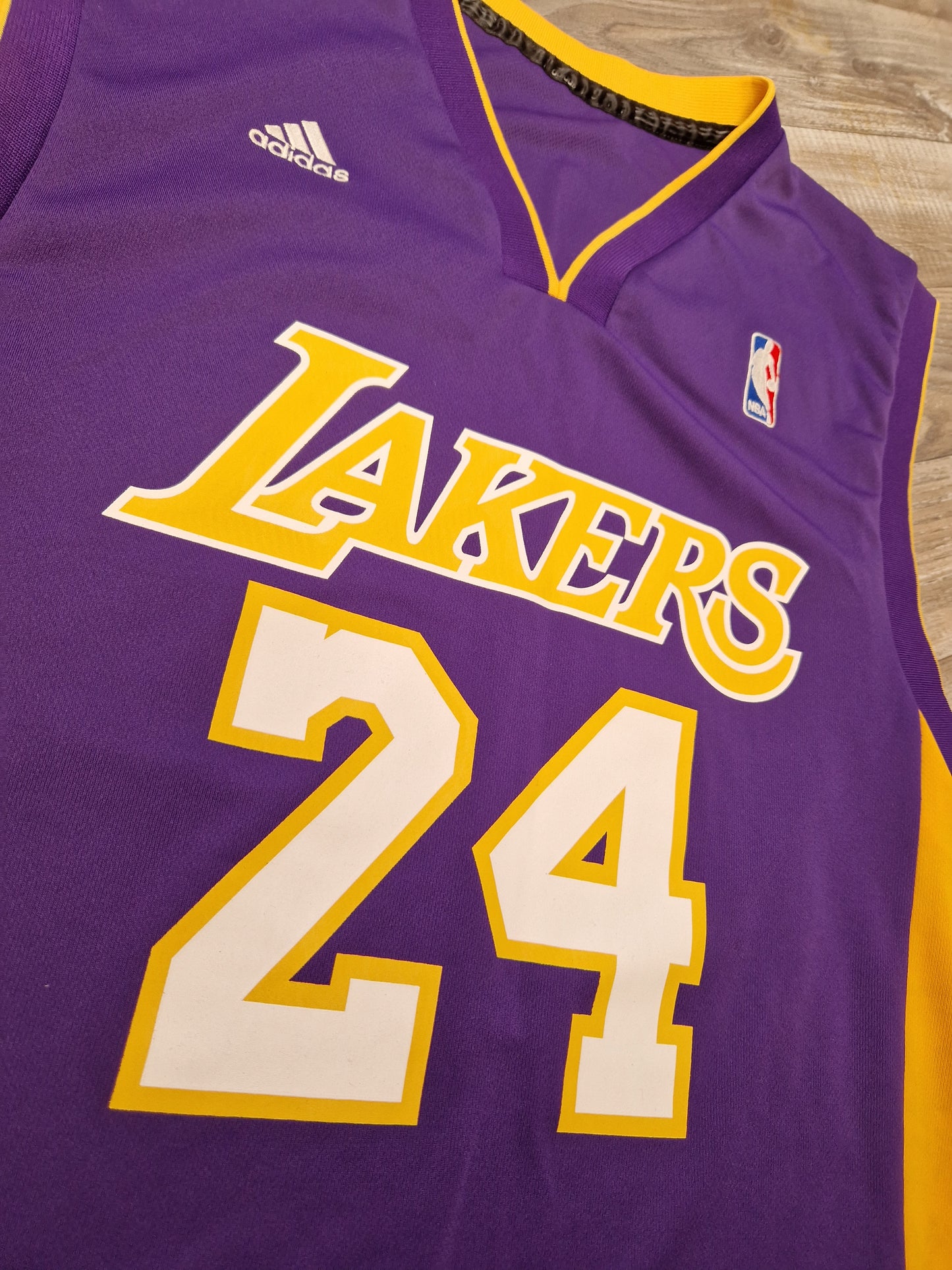 Kobe Bryant Los Angeles Lakers Jersey Size Small