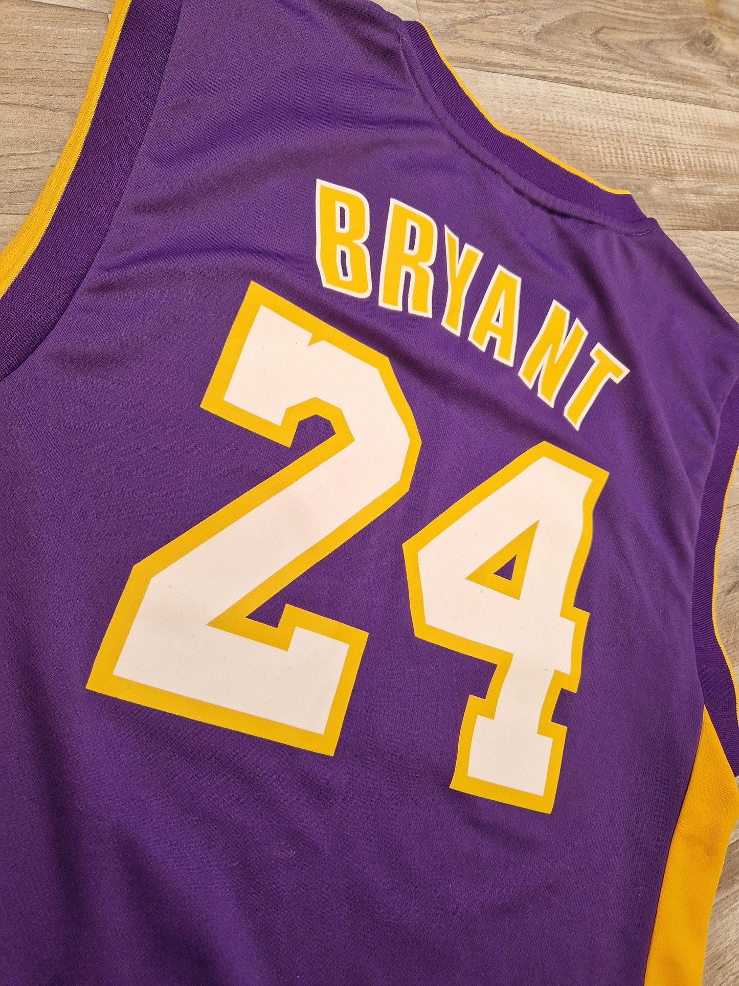Kobe Bryant Los Angeles Lakers Jersey Size Small
