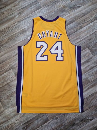 Kobe Bryant Los Angeles Lakers Jersey Size XL