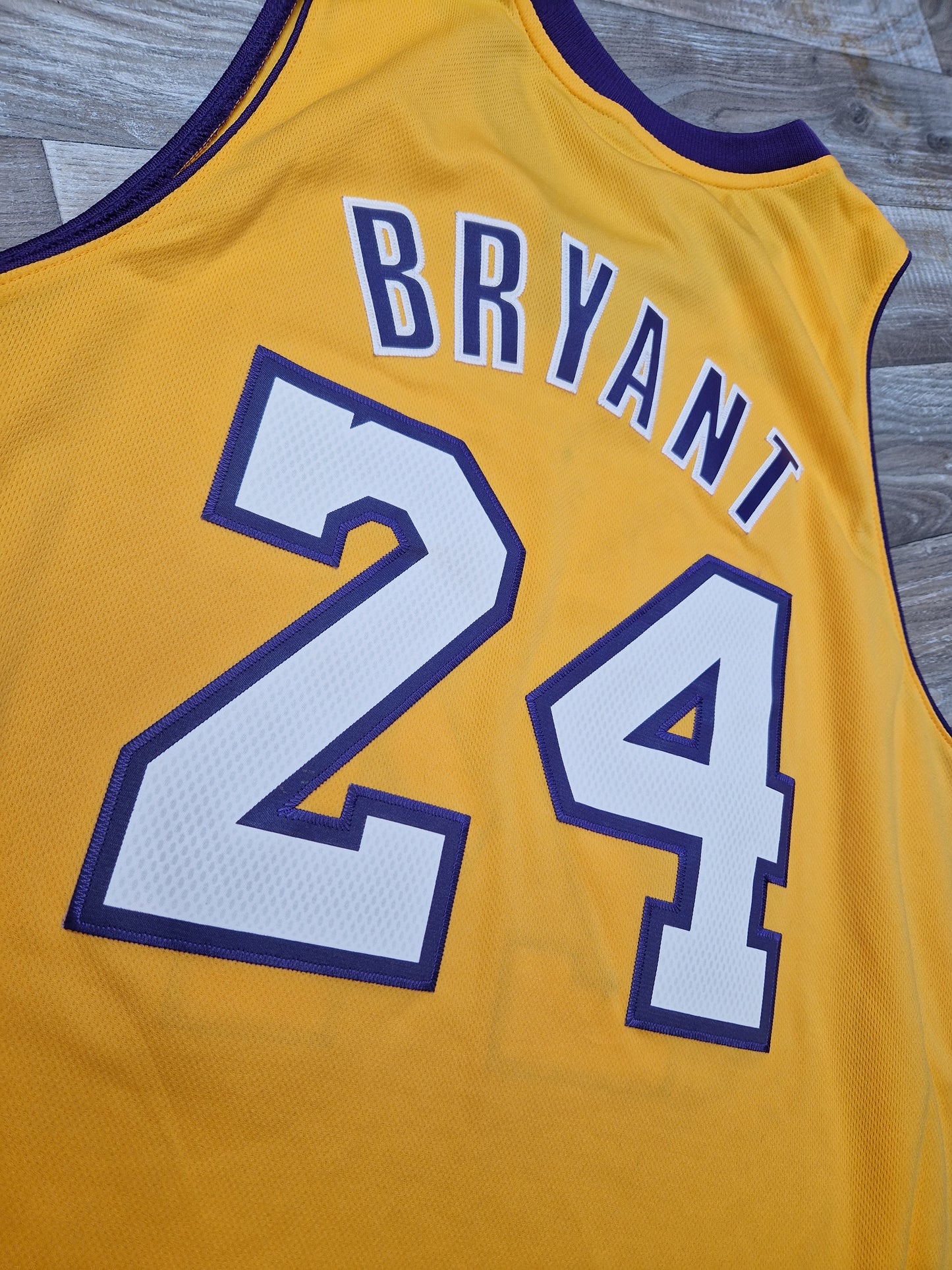Kobe Bryant Los Angeles Lakers Jersey Size XL