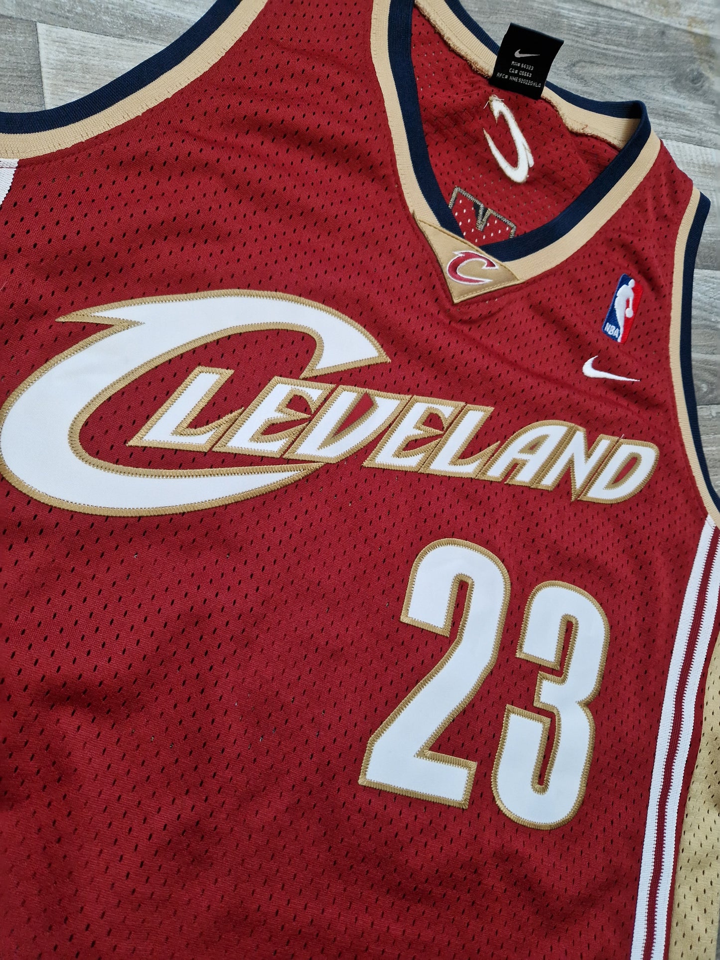 LeBron James Cleveland Cavaliers Jersey Size Medium
