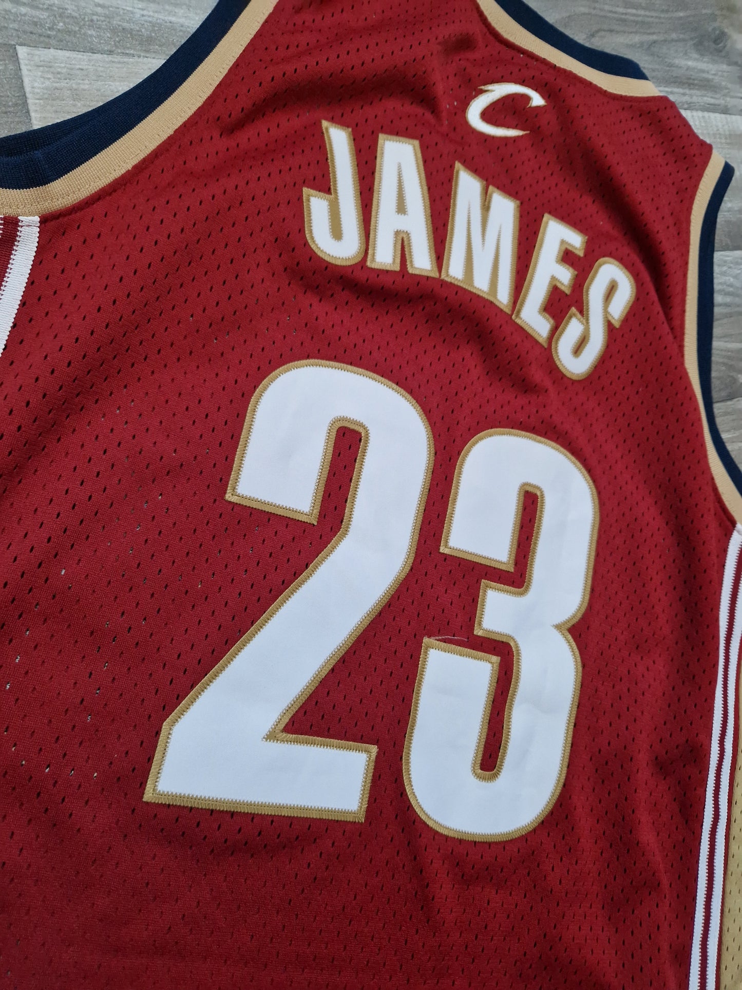 LeBron James Cleveland Cavaliers Jersey Size Medium