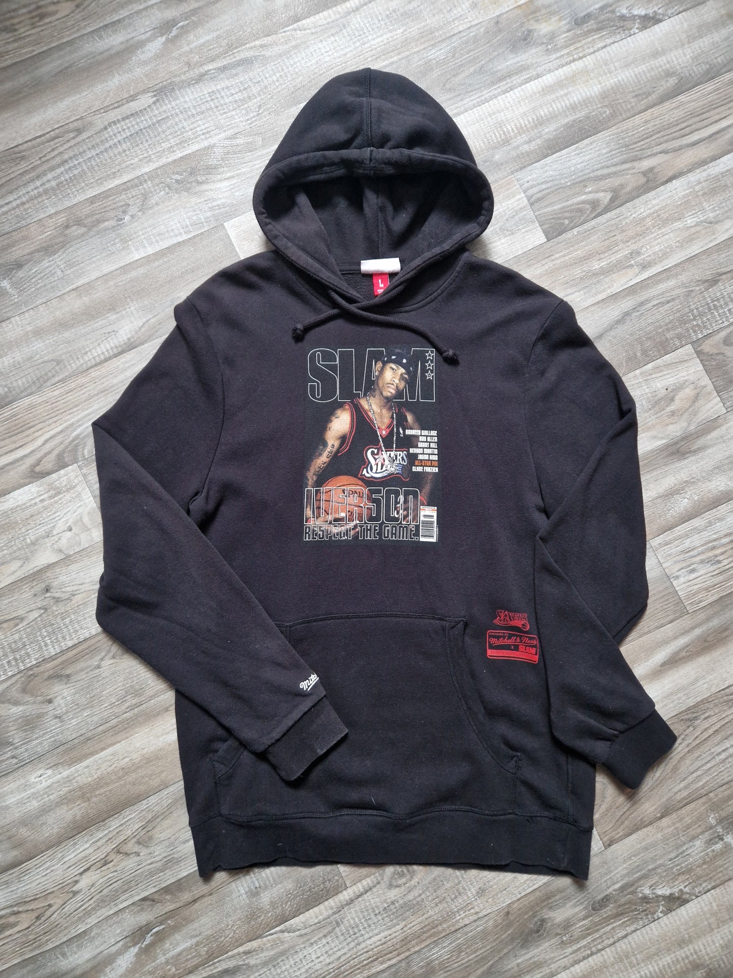 Allen Iverson Philadelphia 76ers SLAM Hoodie Size Large