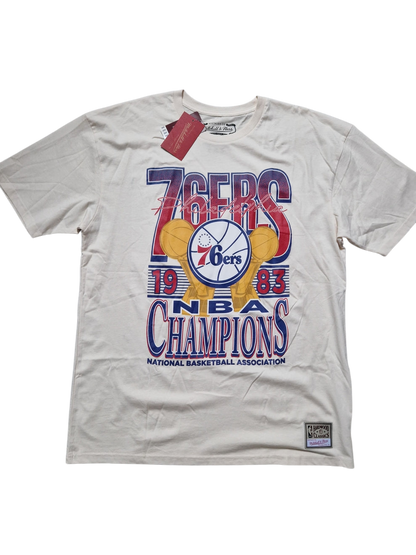 Philadelphia 76ers T-Shirt Size XL