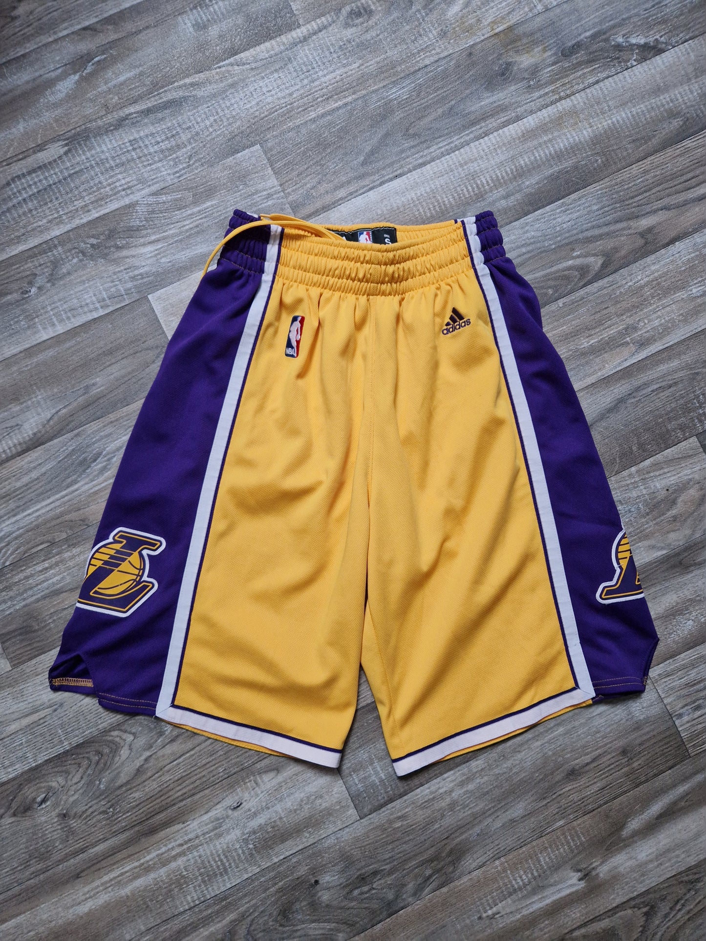 Los Angeles Lakers Shorts Size Small