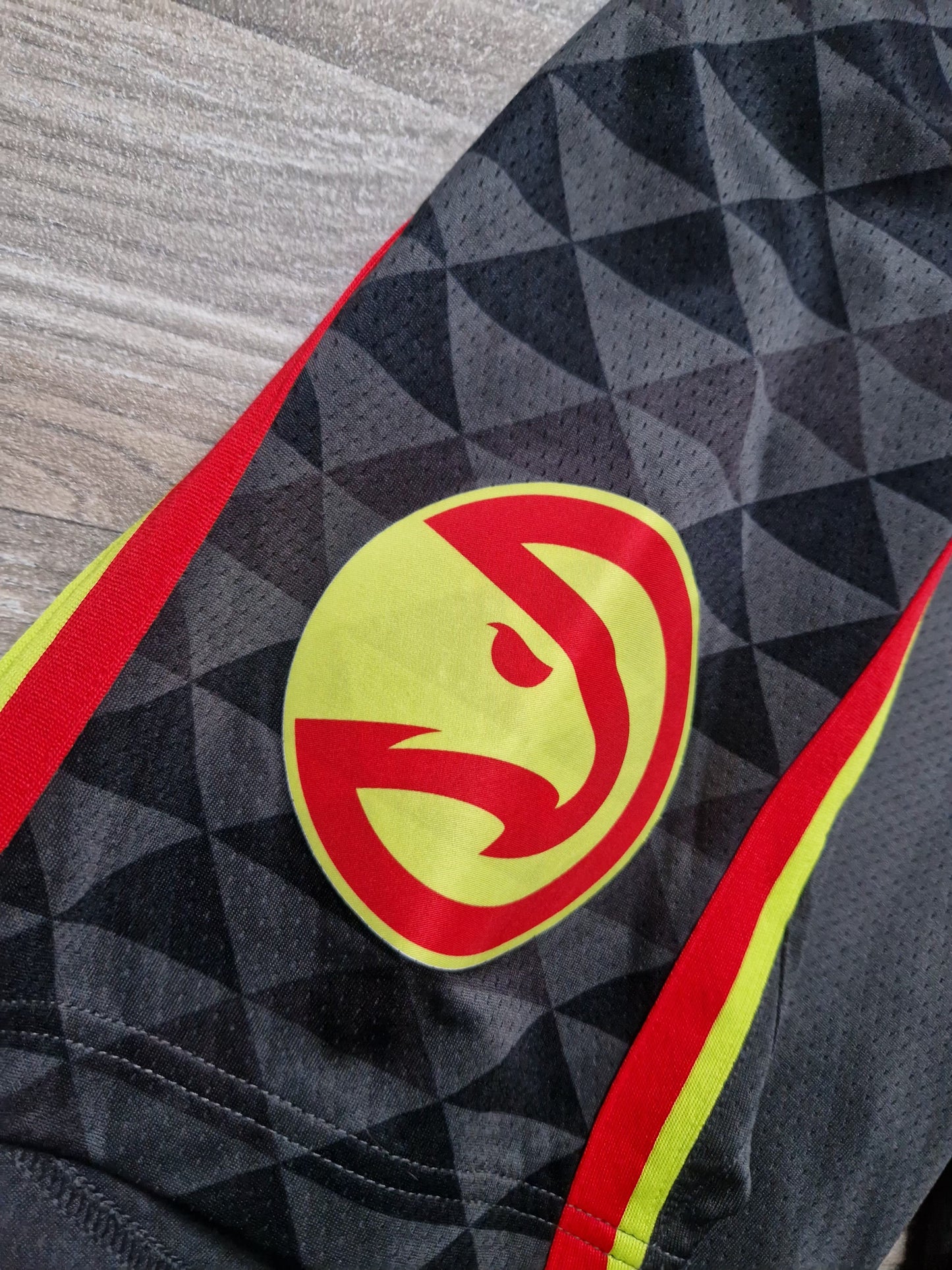 Atlanta Hawks Shorts Size XL