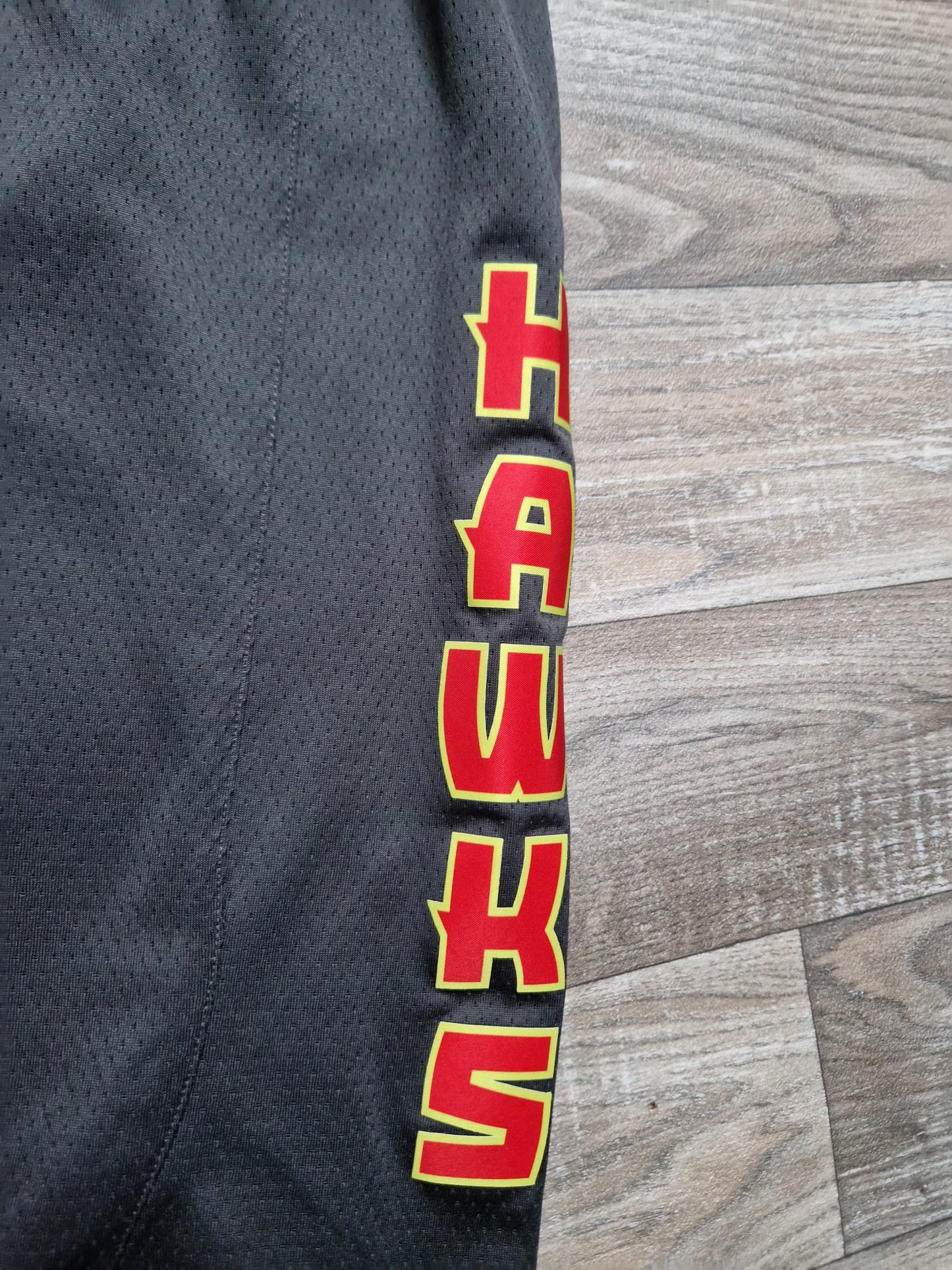 Atlanta Hawks Shorts Size XL