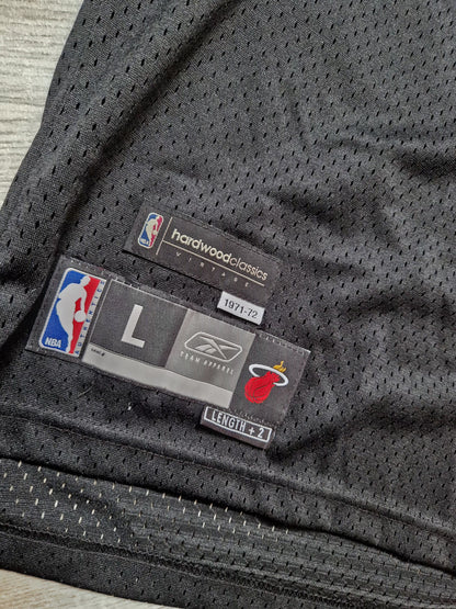 Dwyane Wade Miami Heat Jersey Size Large