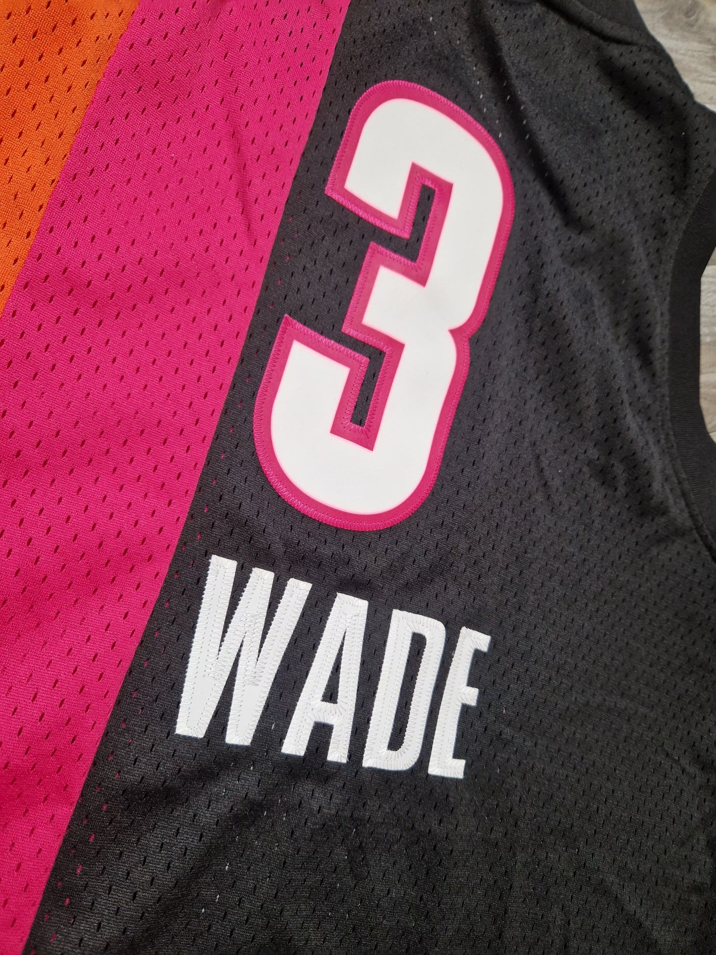 Dwyane Wade Miami Heat Jersey Size Large