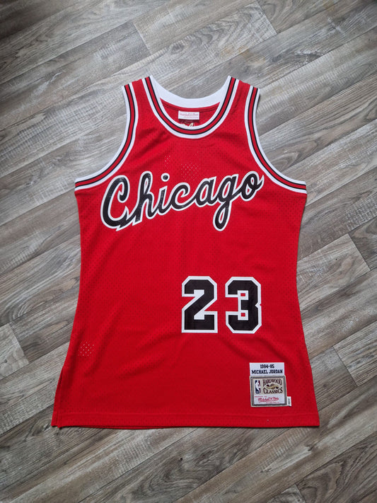 Michael Jordan Authentic Chicago Bulls Jersey Size Medium