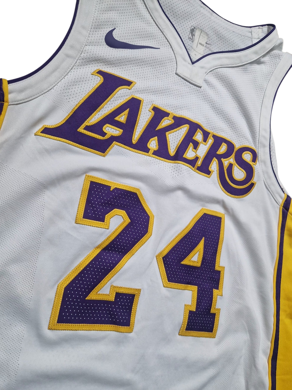 Kobe Bryant Authentic Los Angeles Lakers Jersey Size Medium