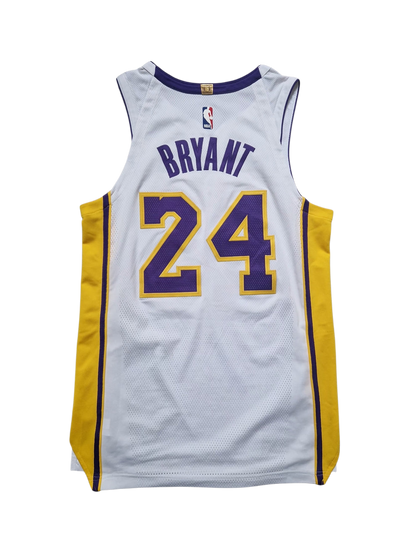 Kobe Bryant Authentic Los Angeles Lakers Jersey Size Medium