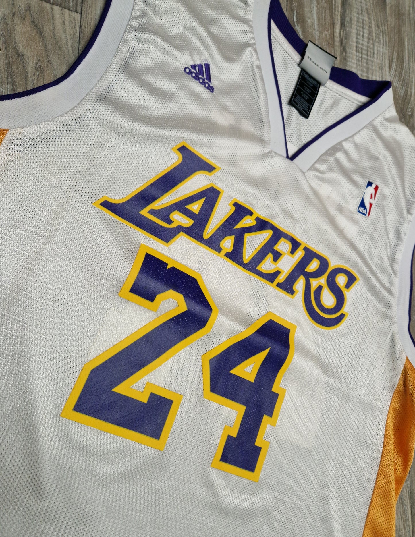 Kobe Bryant Los Angeles Lakers Jersey Size Medium