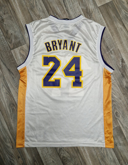 Kobe Bryant Los Angeles Lakers Jersey Size Medium