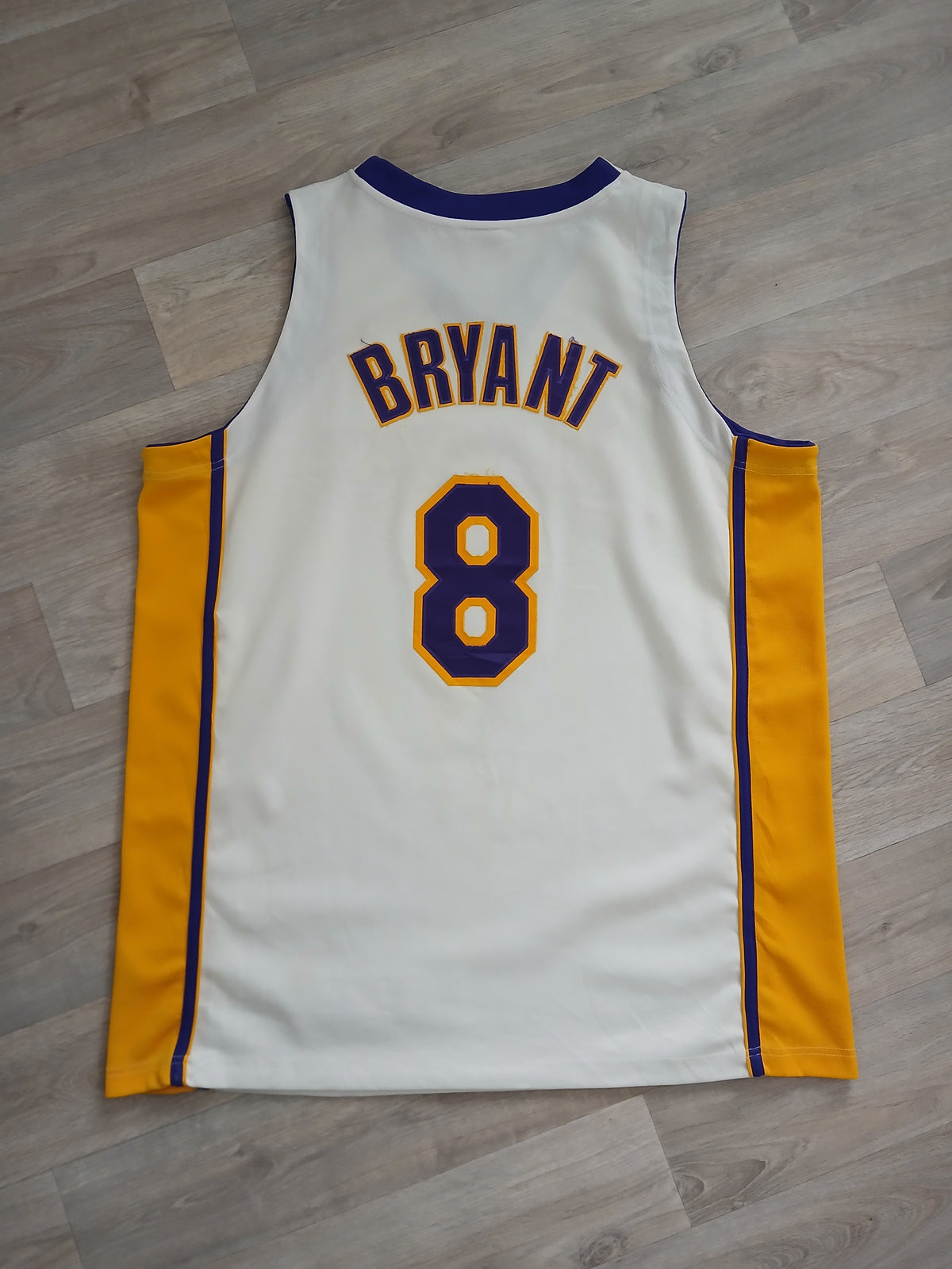 Kobe Bryant Authentic Los Angeles Lakers Jersey Size XL