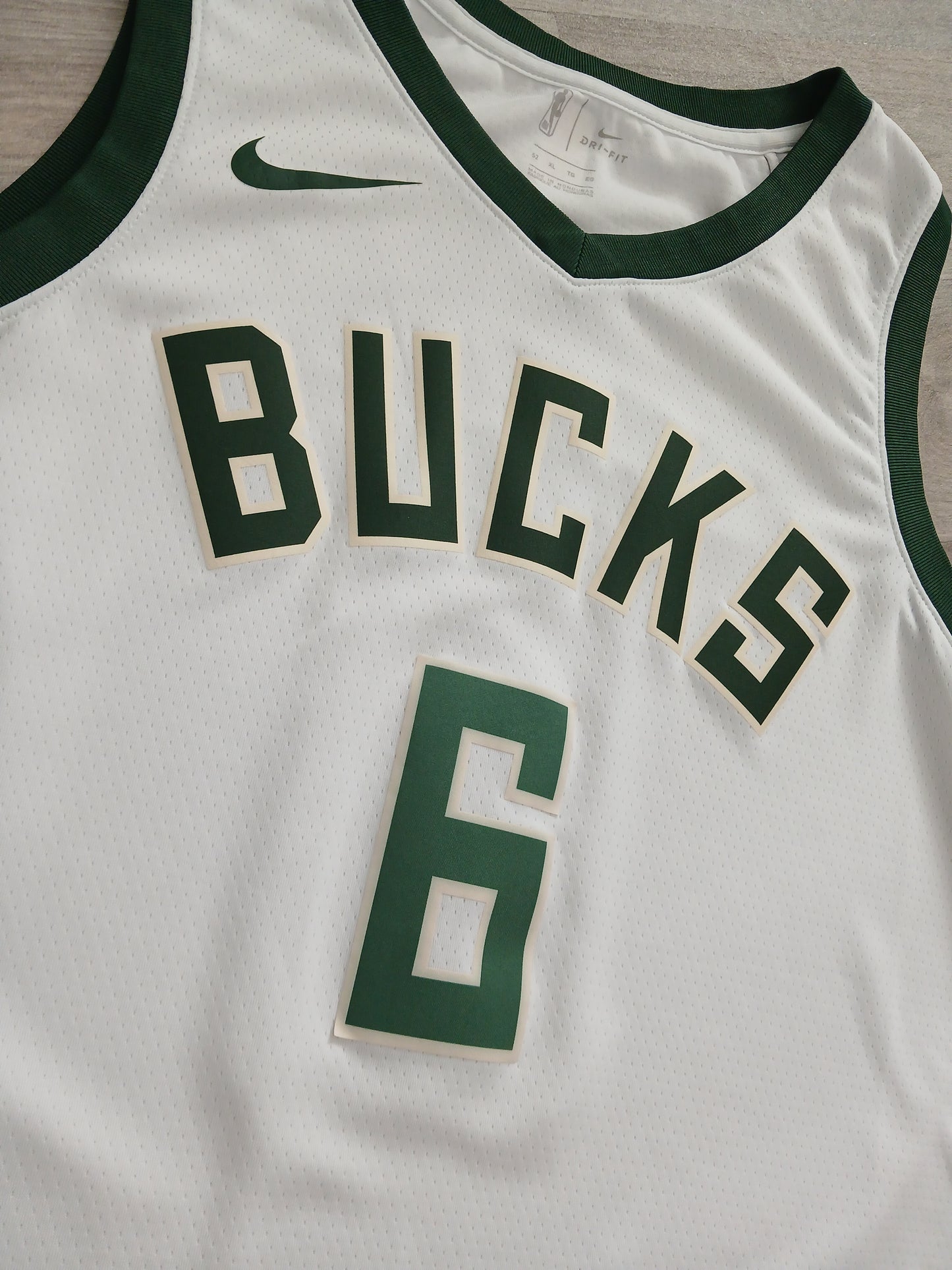 Eric Bledsoe Milwaukee Bucks Jersey Size XL