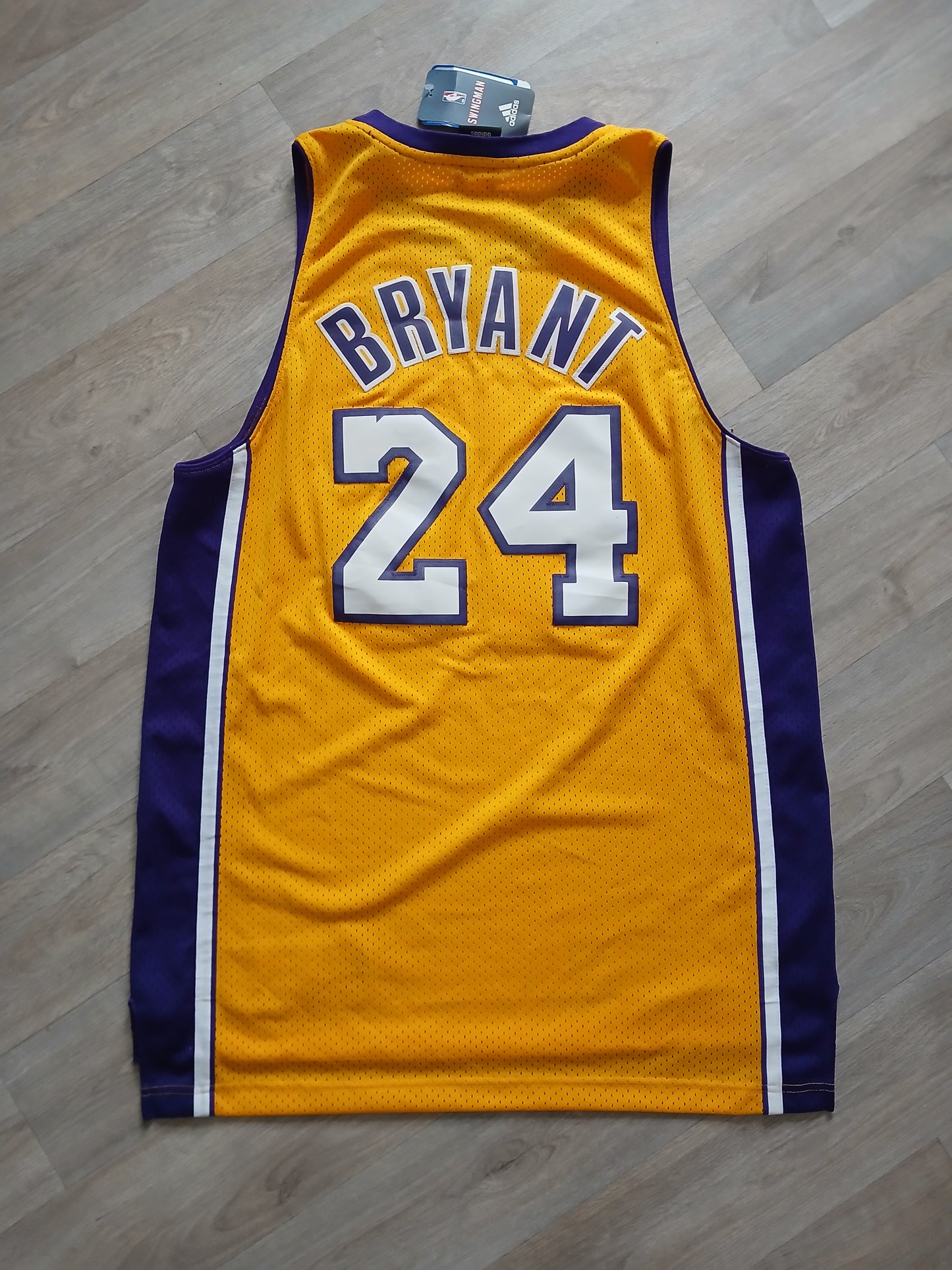 Kobe Bryant Los Angeles Lakers Jersey Size Large