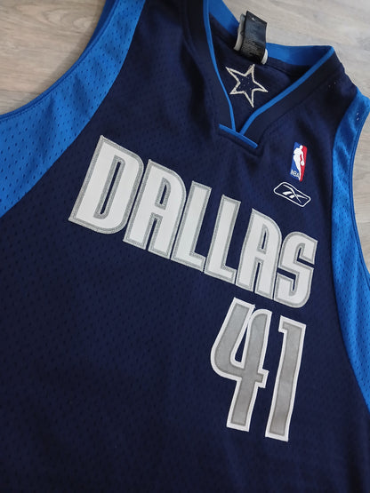 Dirk Nowitzki Dallas Mavericks Jersey Size Large