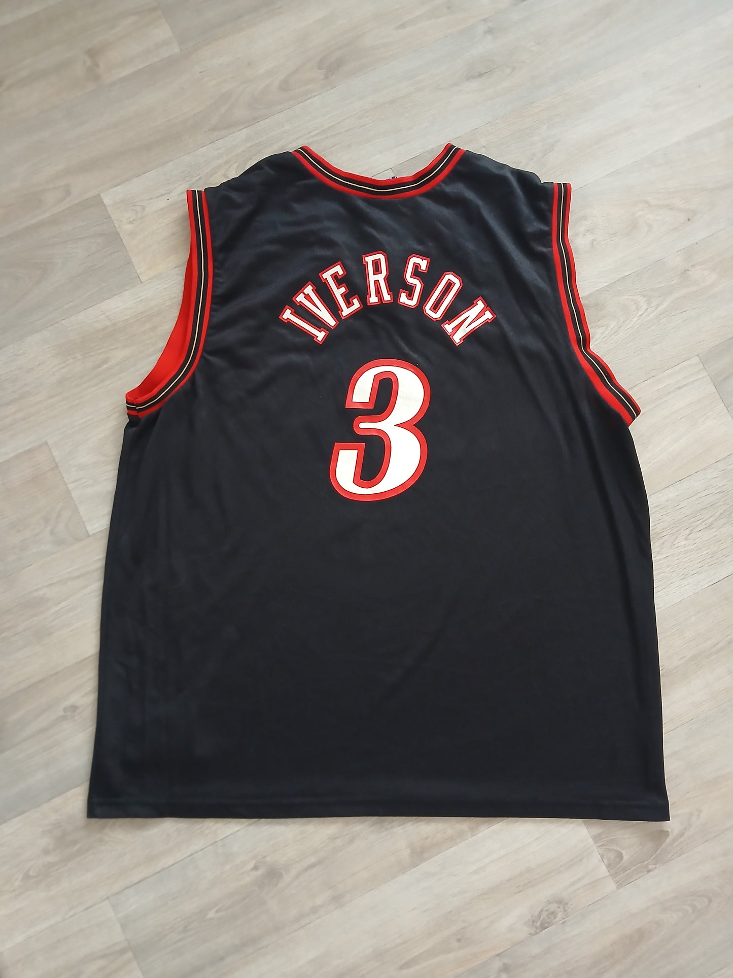 Allen Iverson Philadelphia 76ers Jersey Size Large