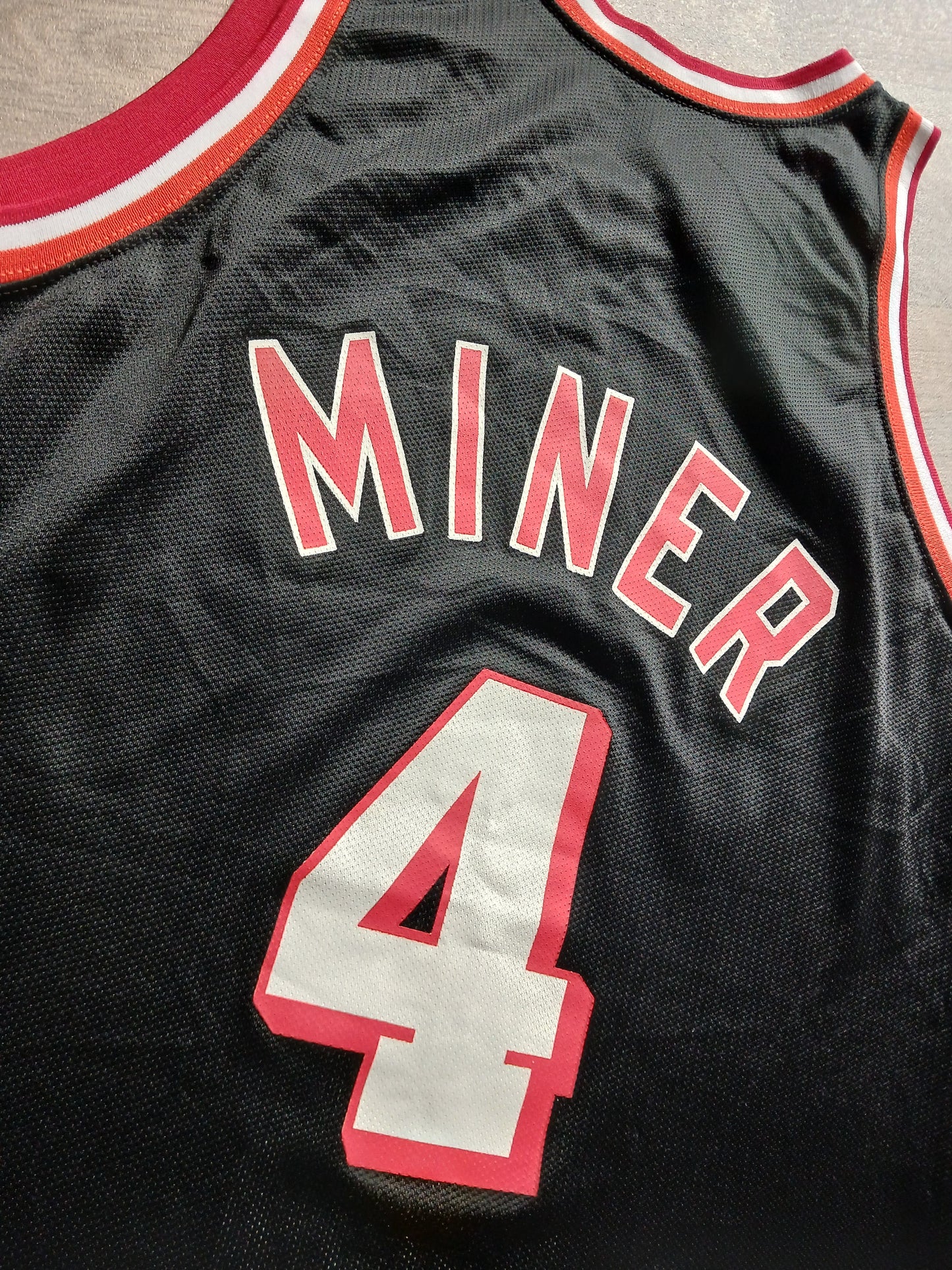 Harold Miner Miami Heat Jersey Size Large