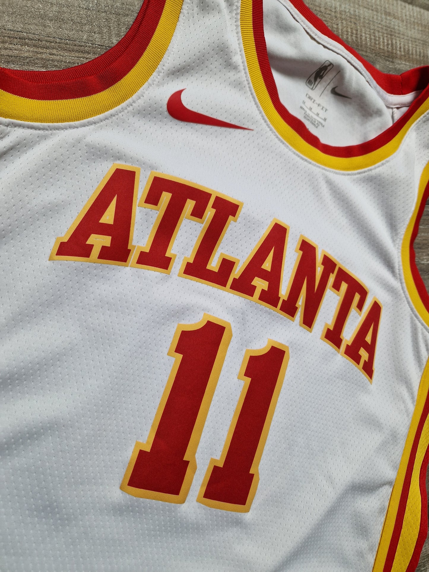Trae Young Atlanta Hawks Jersey Size Medium