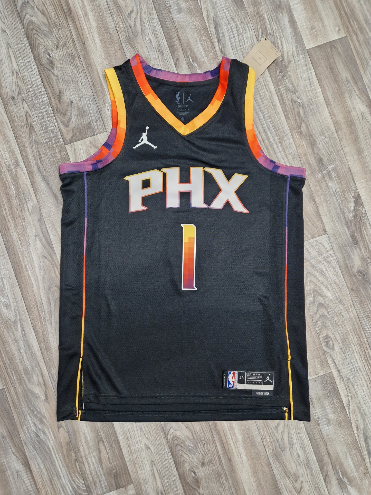 Devin Booker Phoenix Suns Jersey Size Large