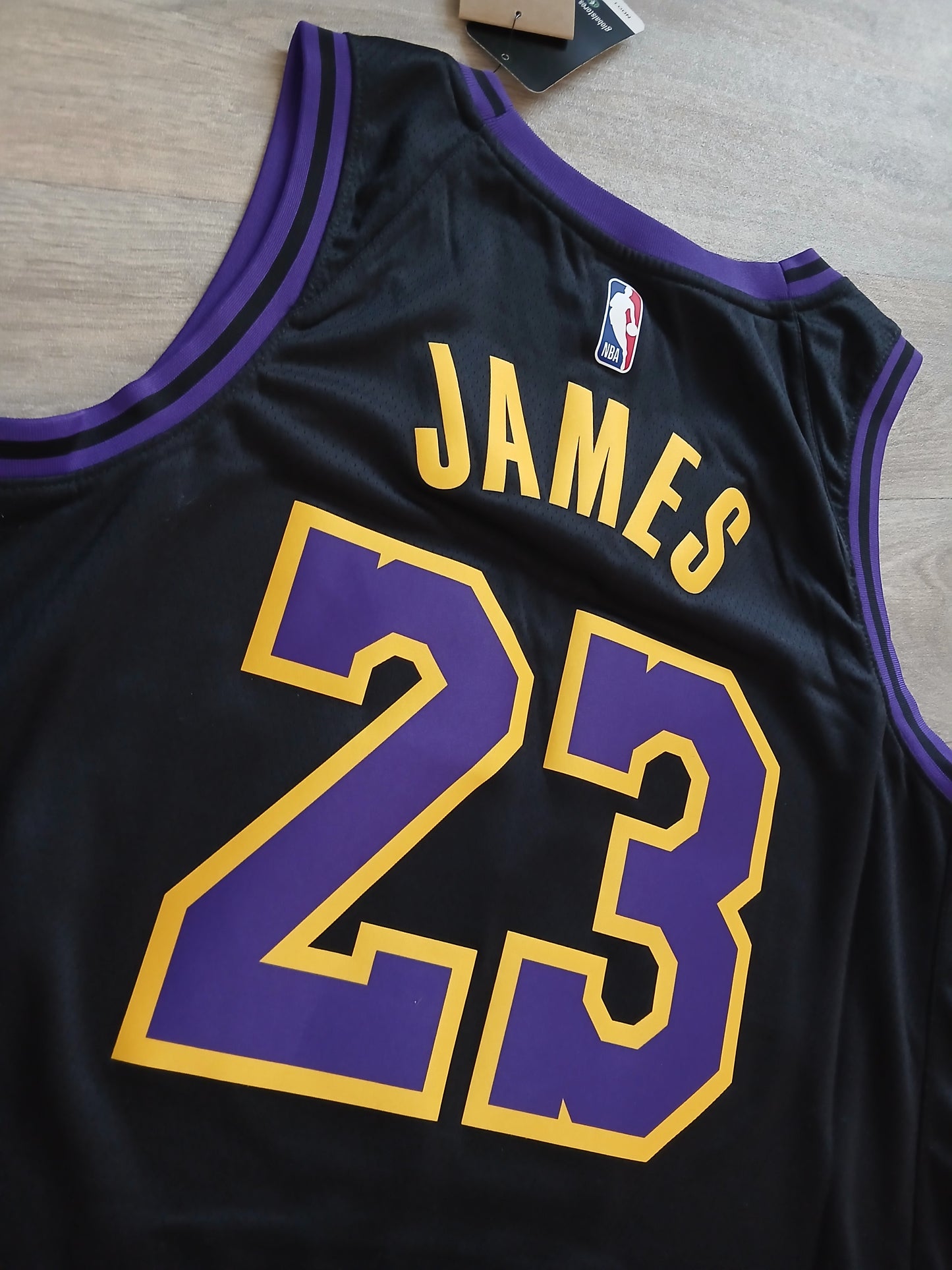 LeBron James Los Angeles Lakers Jersey Size Large