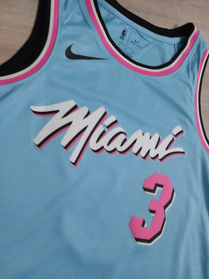 Dwyane Wade Miami Heat Jersey Size Medium