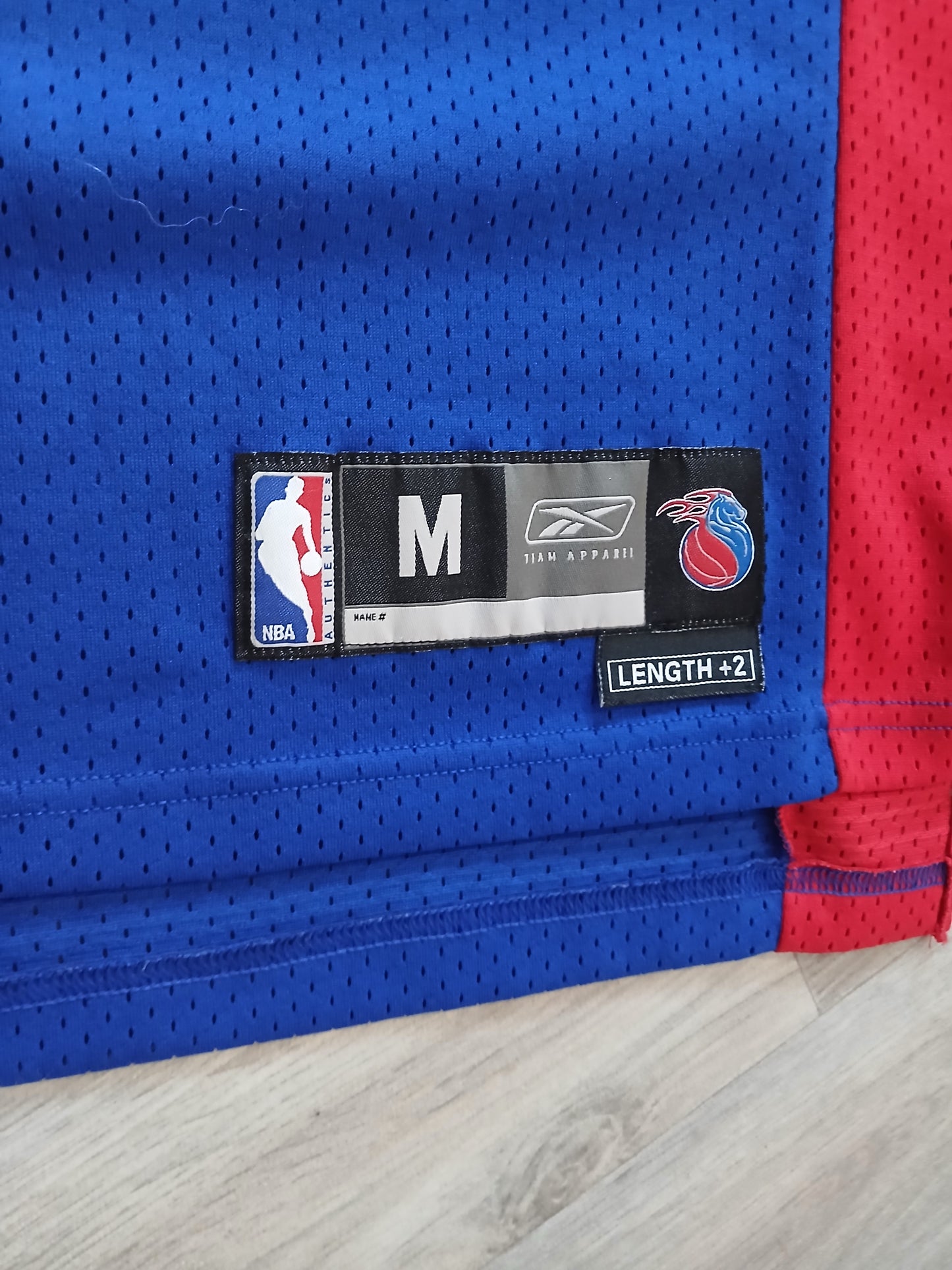 Tayshaun Prince Detroit Pistons Jersey Size Medium
