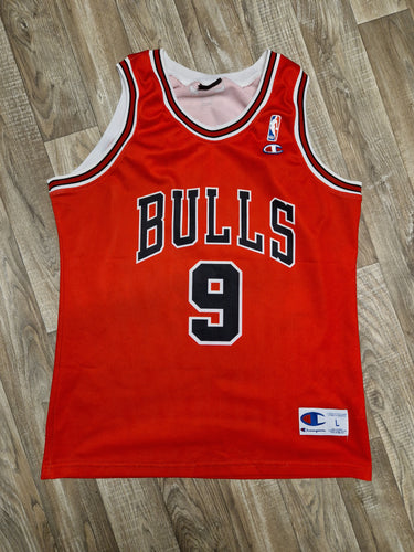 Chicago Bulls Jersey T-Shirt - Medium – The Vintage Store