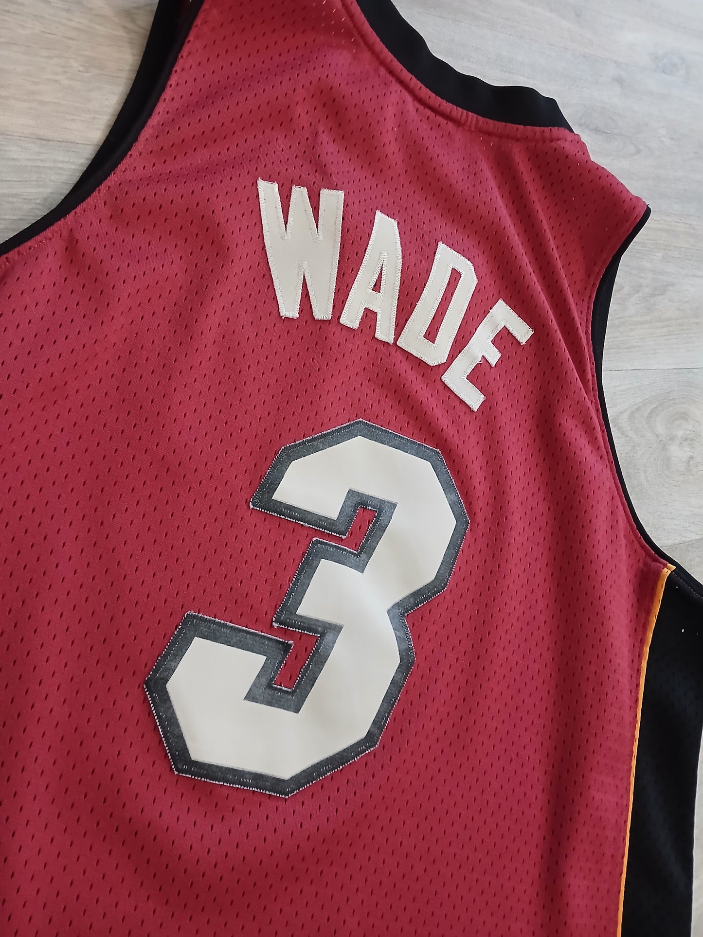 Dwyane Wade Miami Heat Jersey Size Large