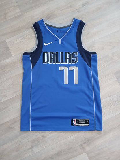 Luka Doncic Dallas Mavericks Jersey Size Medium