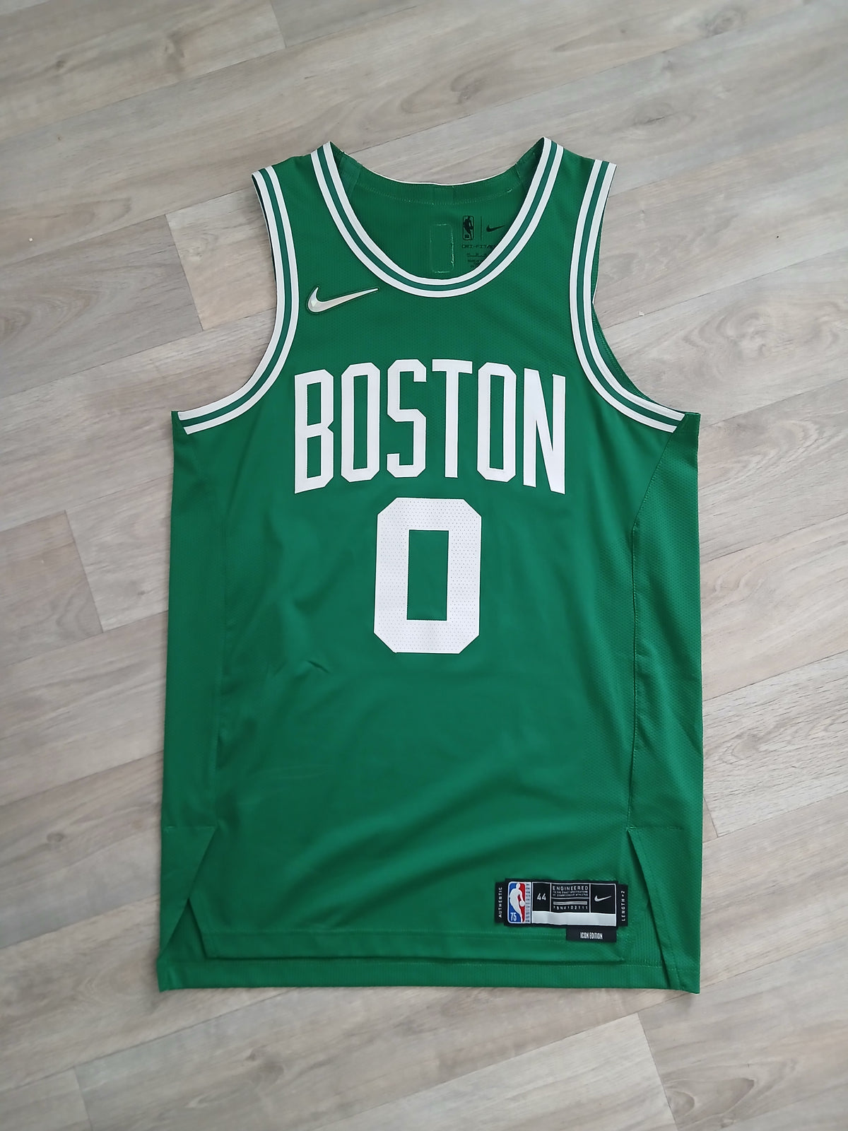Jayson Tatum Authentic 75th Anniversary Boston Celtics Jersey Size Medium