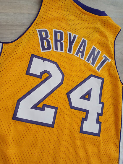 Kobe Bryant Los Angeles Lakers Jersey Size Medium