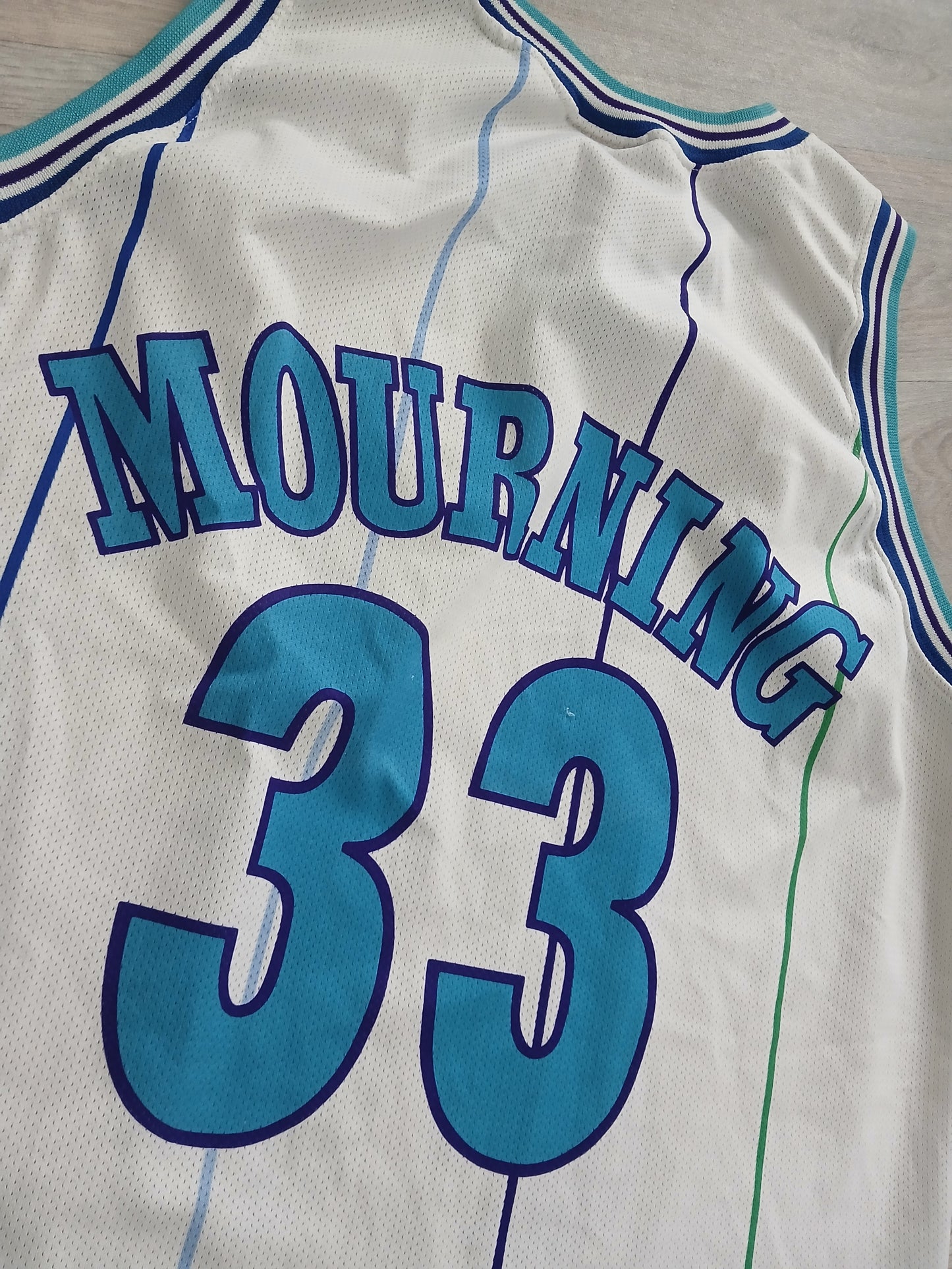 Alonzo Mourning Charlotte Hornets Jersey Size XL