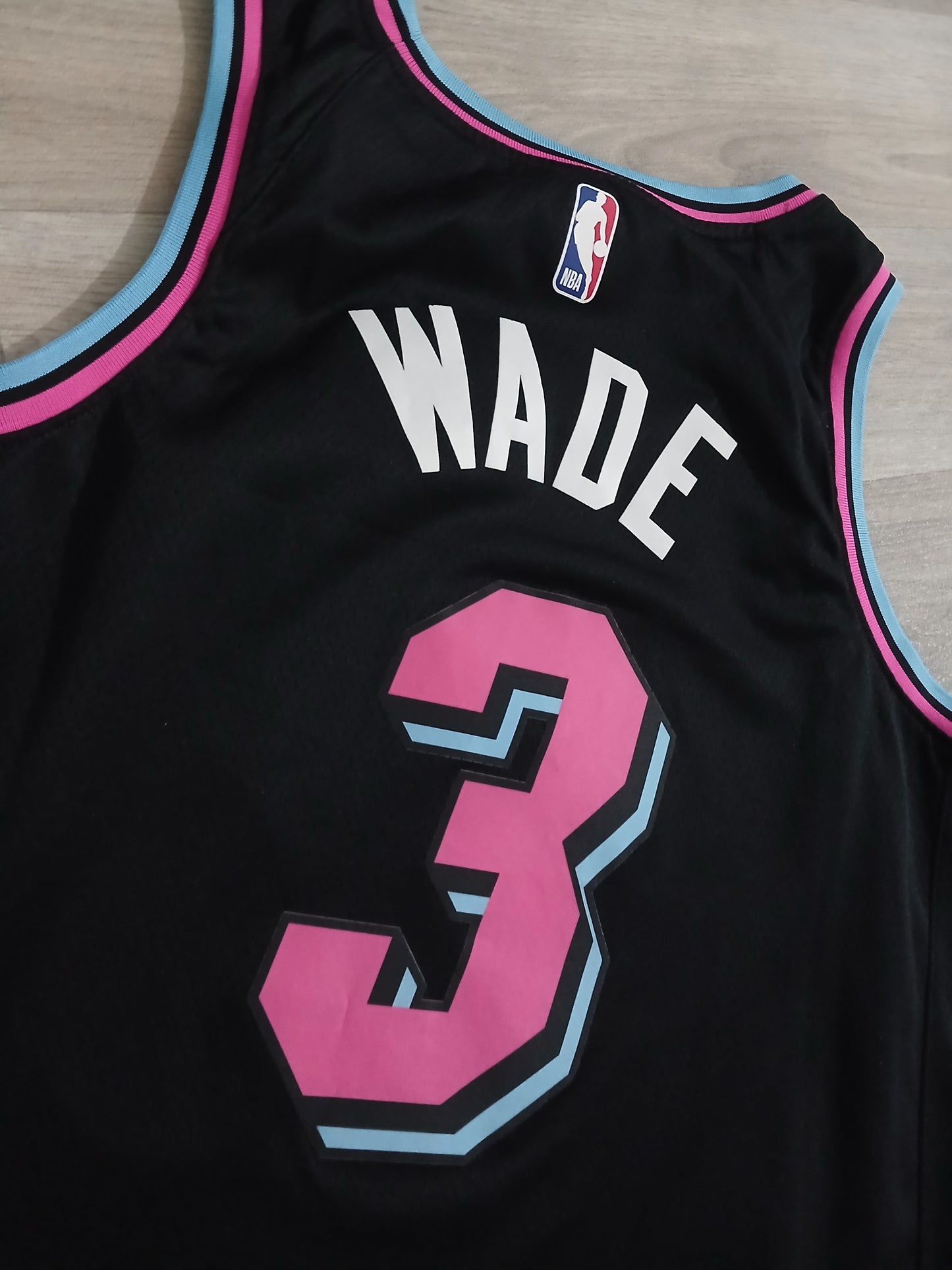 Dwyane Wade Miami Heat Jersey Size Medium