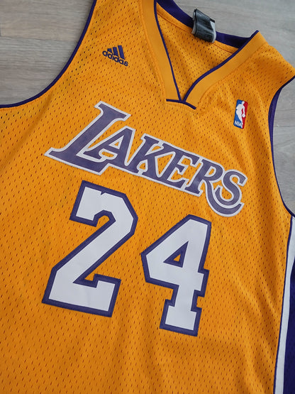 Kobe Bryant Los Angeles Lakers Jersey Size Medium