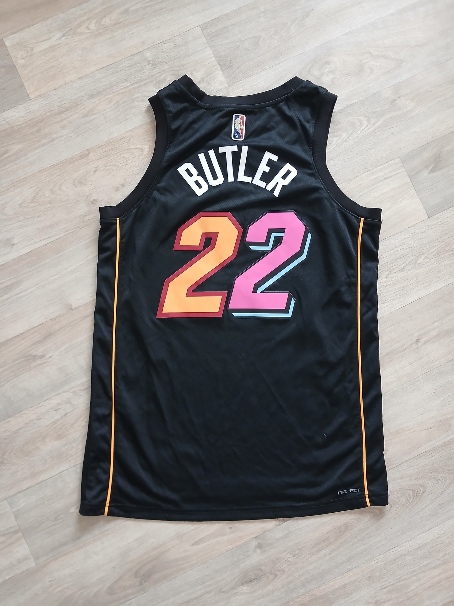 Jimmy Butler Miami Heat Jersey Size Large