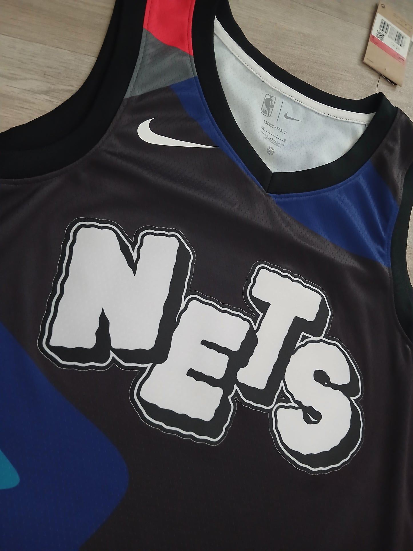 Brooklyn Nets X KAWS Blank Jersey Size Large