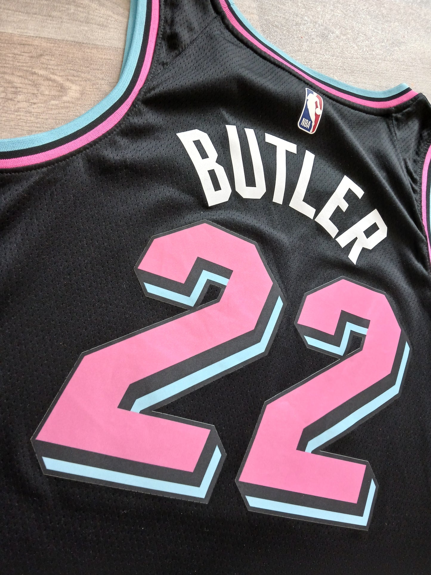 Jimmy Butler Miami Heat Jersey Size Large