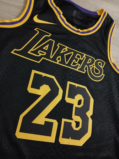 LeBron James Los Angeles Lakers Jersey Size Medium