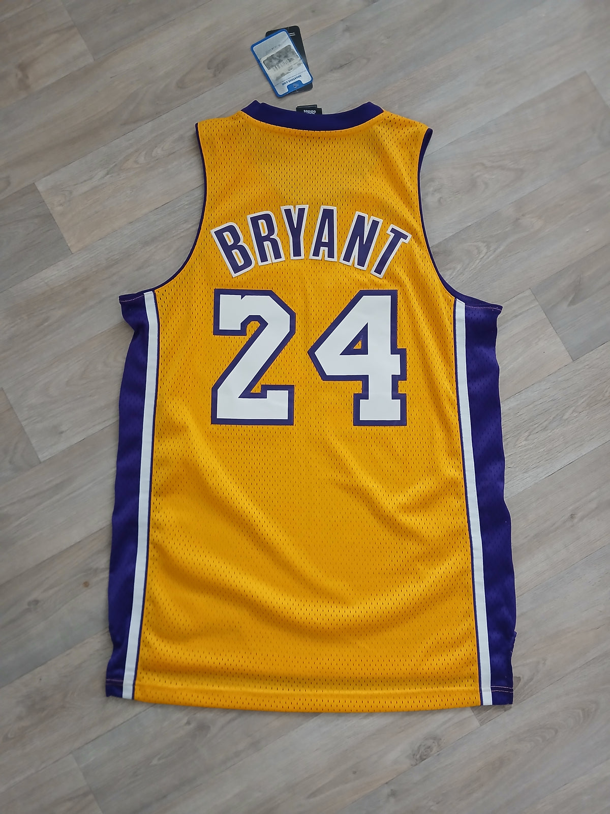 Kobe Bryant Los Angeles Lakers Jersey Size Medium