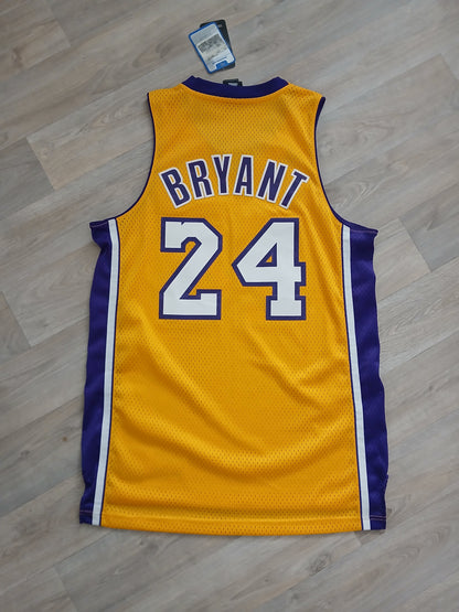 Kobe Bryant Los Angeles Lakers Jersey Size Medium