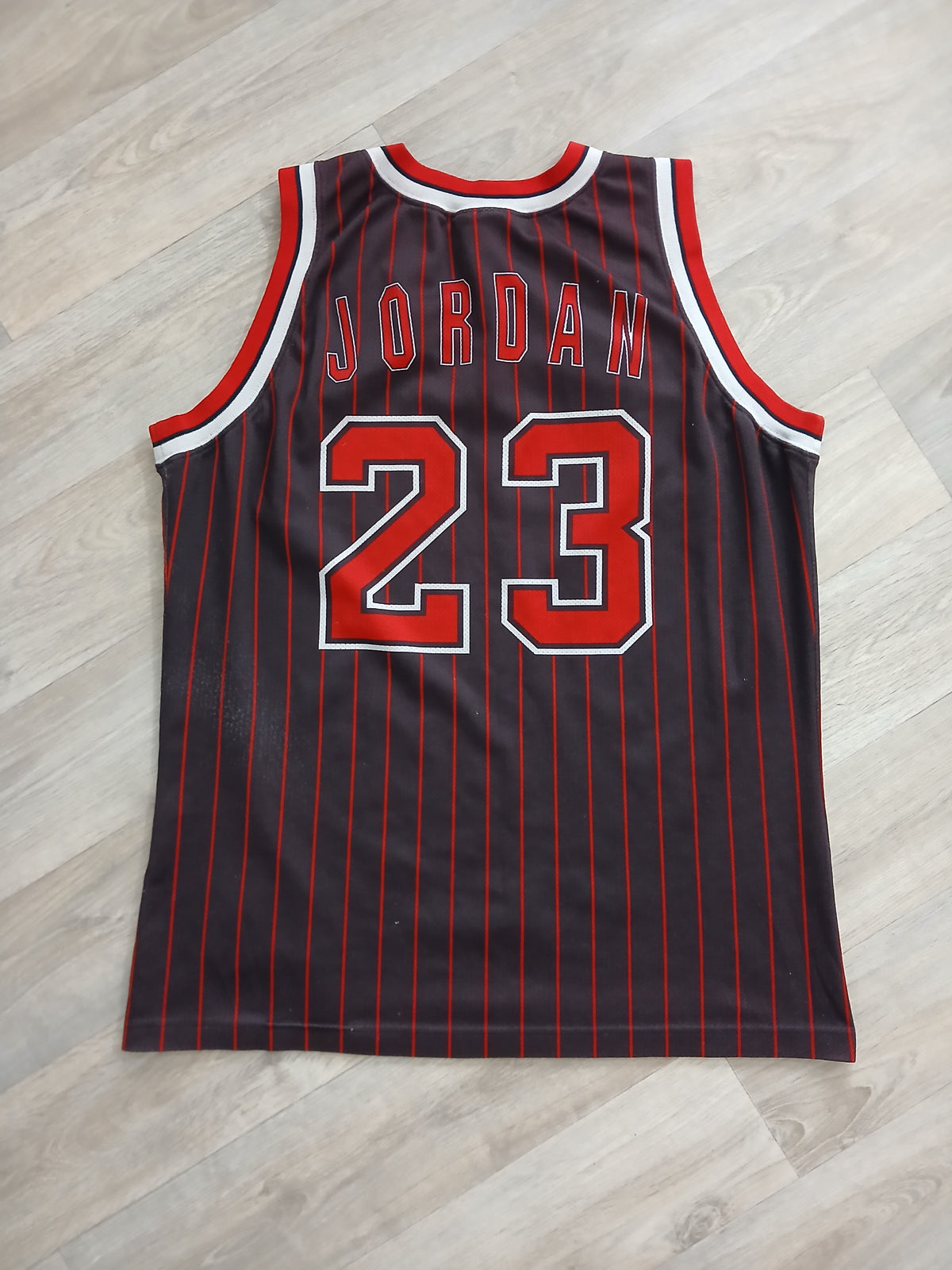 Michael Jordan Chicago Bulls Jersey Size Medium